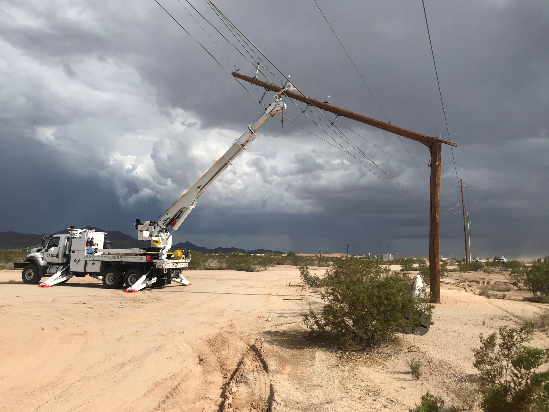 APS Crews clean up after a storm